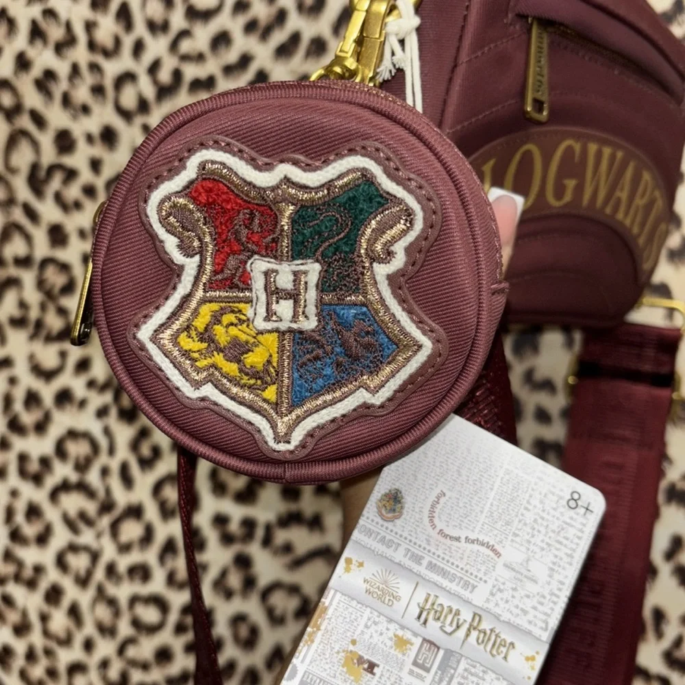 Loungefly Hogwarts Crossbody Bag - Picture 2 of 7